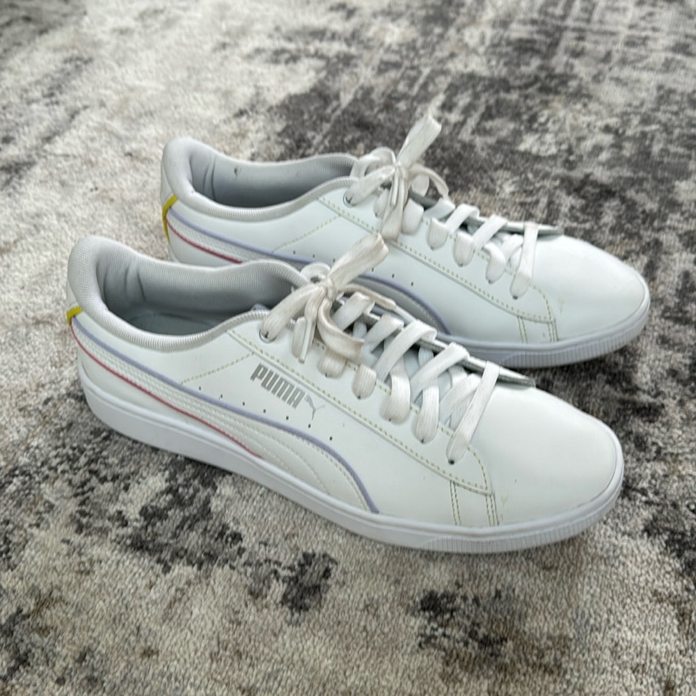 Women’s Puma Soft Foam shoes